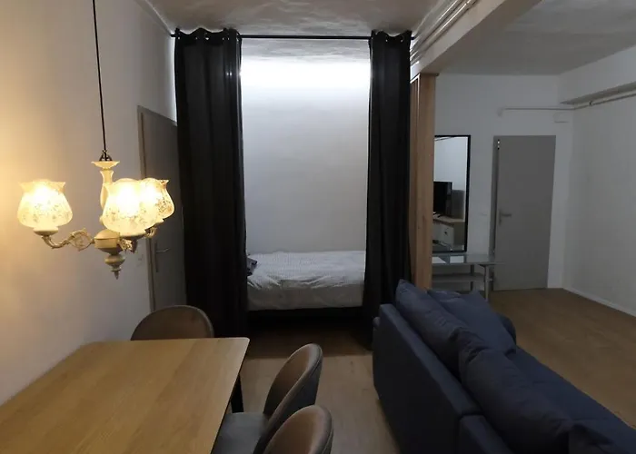 Emona - Old Town Apartment *