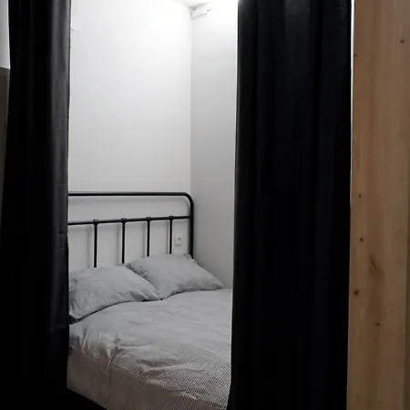 Emona - Old Town Apartamento *